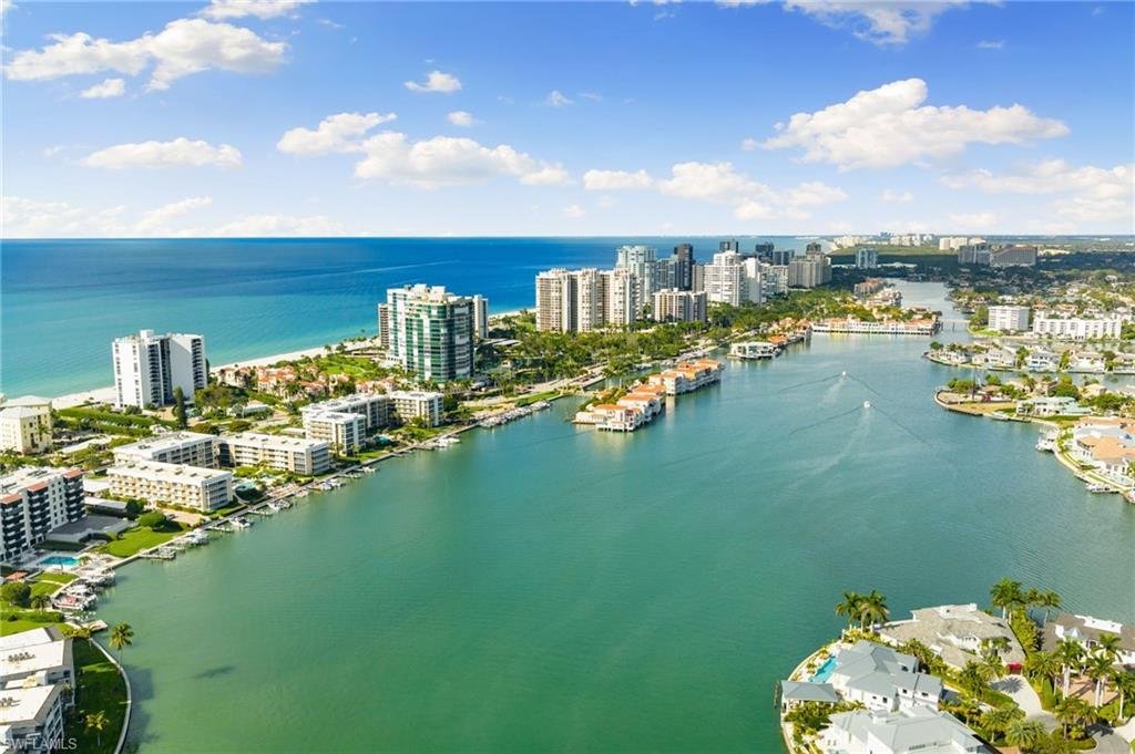 Condo in Naples, Florida, United States 3 - 16953972