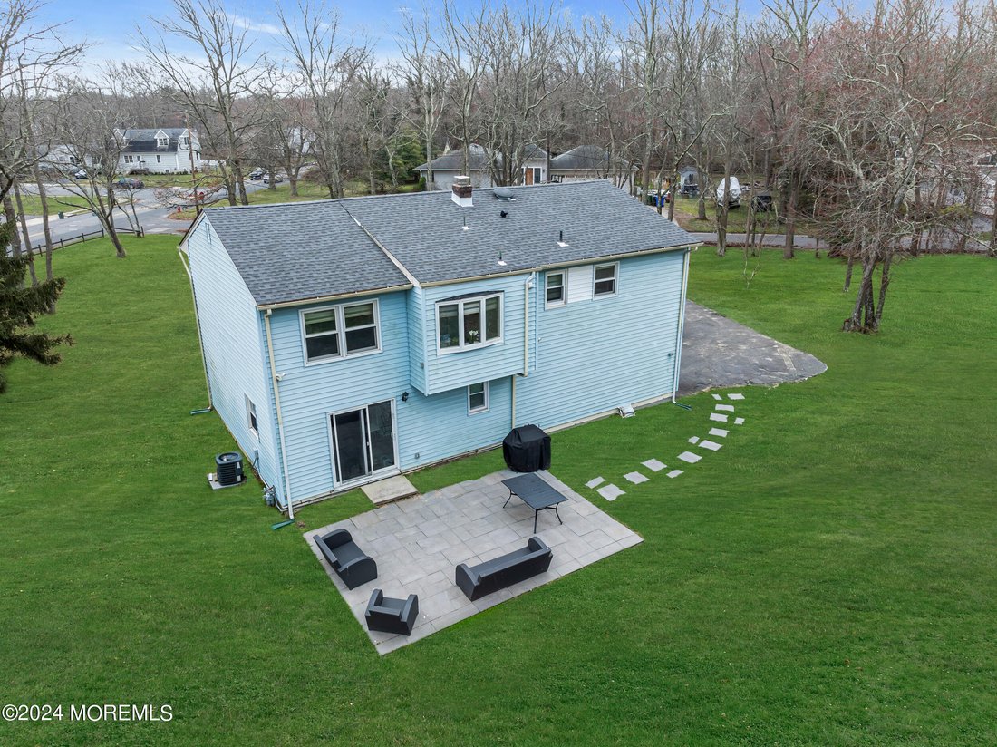 House in Tinton Falls, New Jersey, United States 4 - 17288665