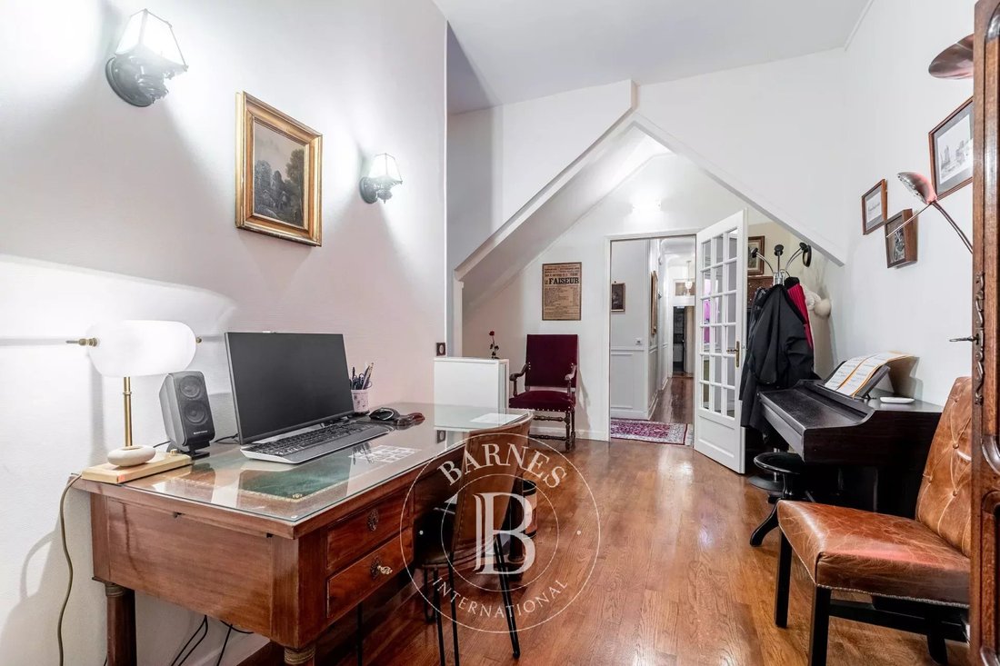 Apartment in Porte Dauphine, Paris 16e Arrondissement, Paris 5 - 17286933