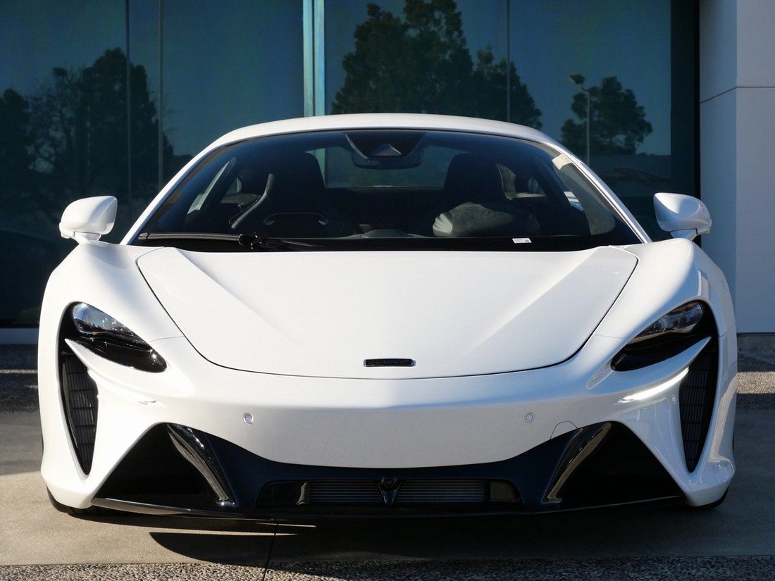 Coupe in Thousand Oaks, CA, United States 2 - 16923788