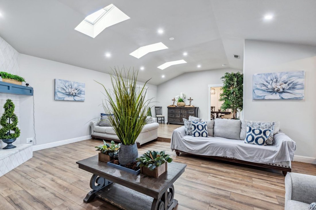 House in Fresno, California, United States 4 - 17288219