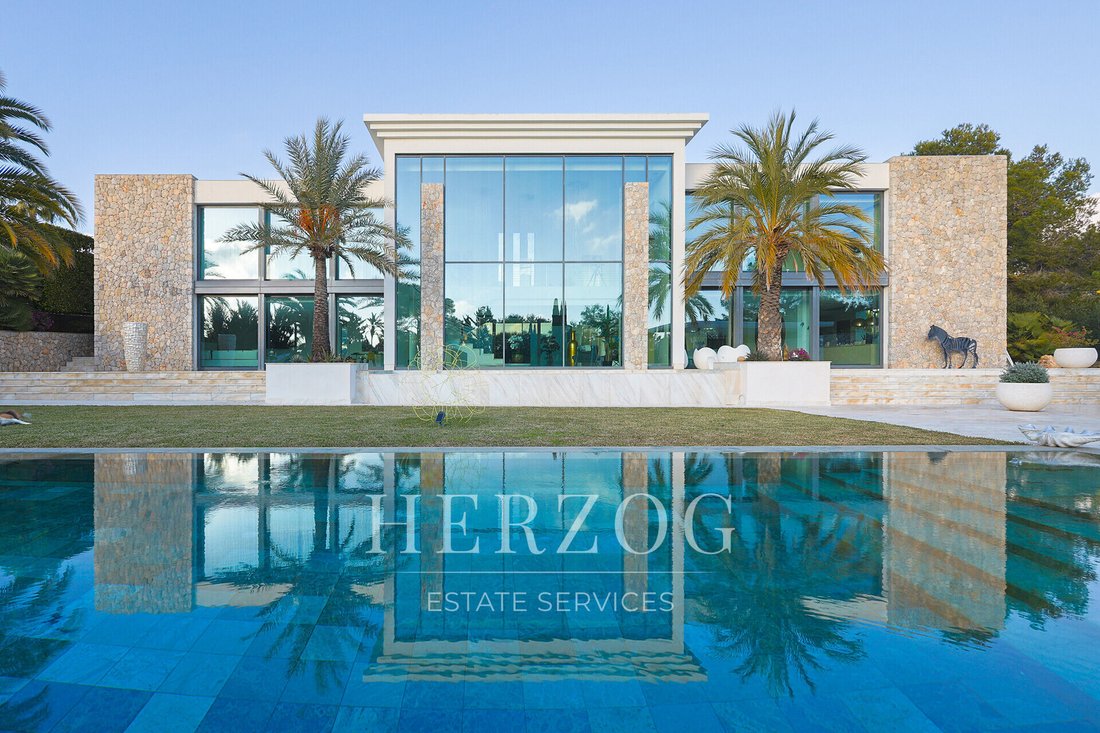 Villa in Santa Ponsa, Balearic Islands, Spain 1 - 17288723
