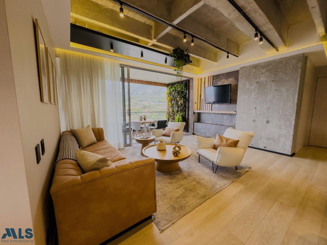 Apartment in Envigado, Antioquia, Colombia 2 - 17287021