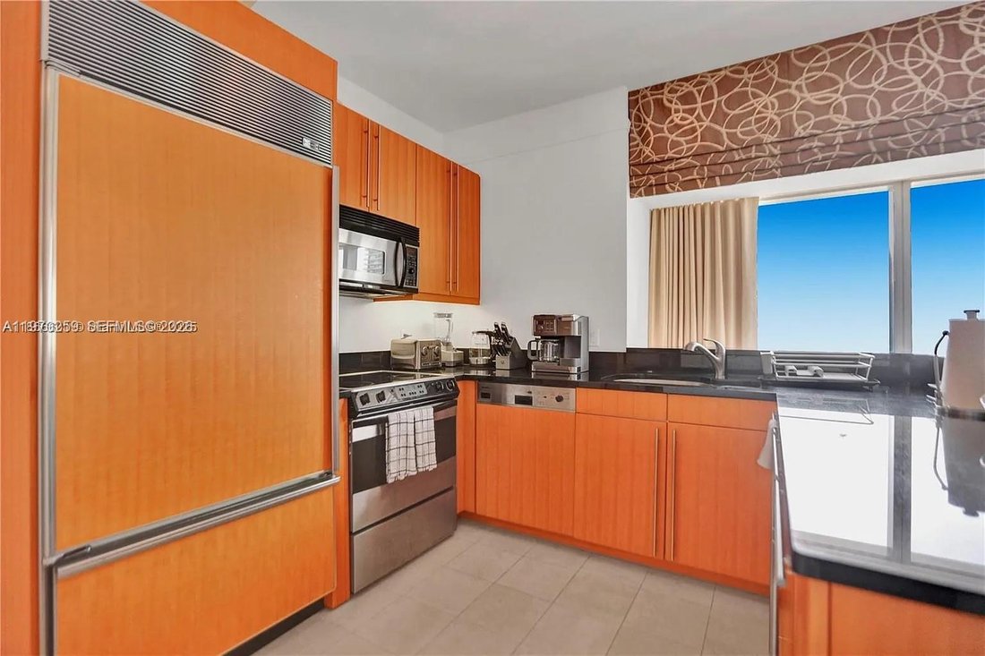 Condo in Miami, Florida, United States 2 - 17288261