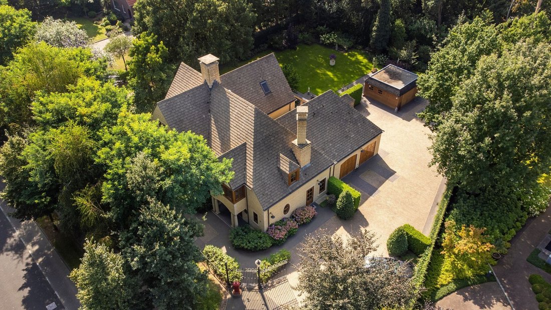 Villa in Son, North Brabant, Netherlands 2 - 17286597