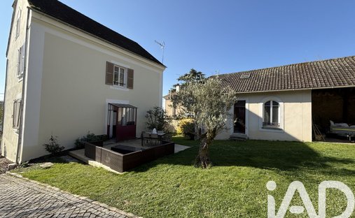 Casa a Petit Dammarie-Croix Saint Jacques, Dammarie-les-Lys, Francia 1