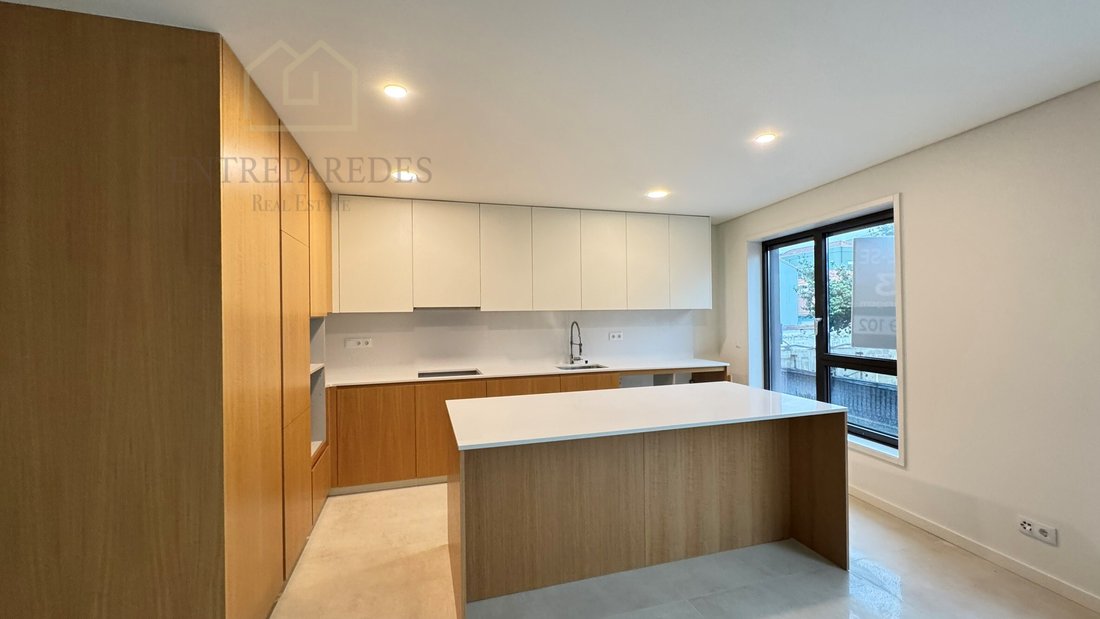 Apartment in Cedofeita, Santo Ildefonso, Se, Miragaia, Sao Nicolau e Vitoria, Porto District, Portugal 4 - 17289817