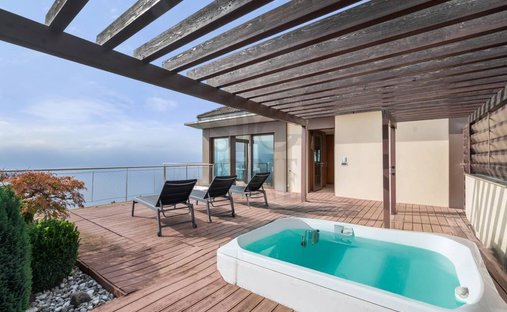 Townhouse in Chardonne, Vaud, Switzerland 1