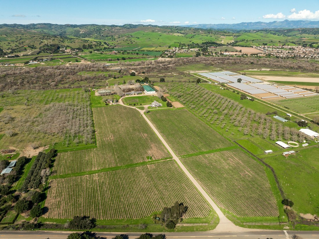 Farm Ranch in Buellton, California, United States 4 - 17288171