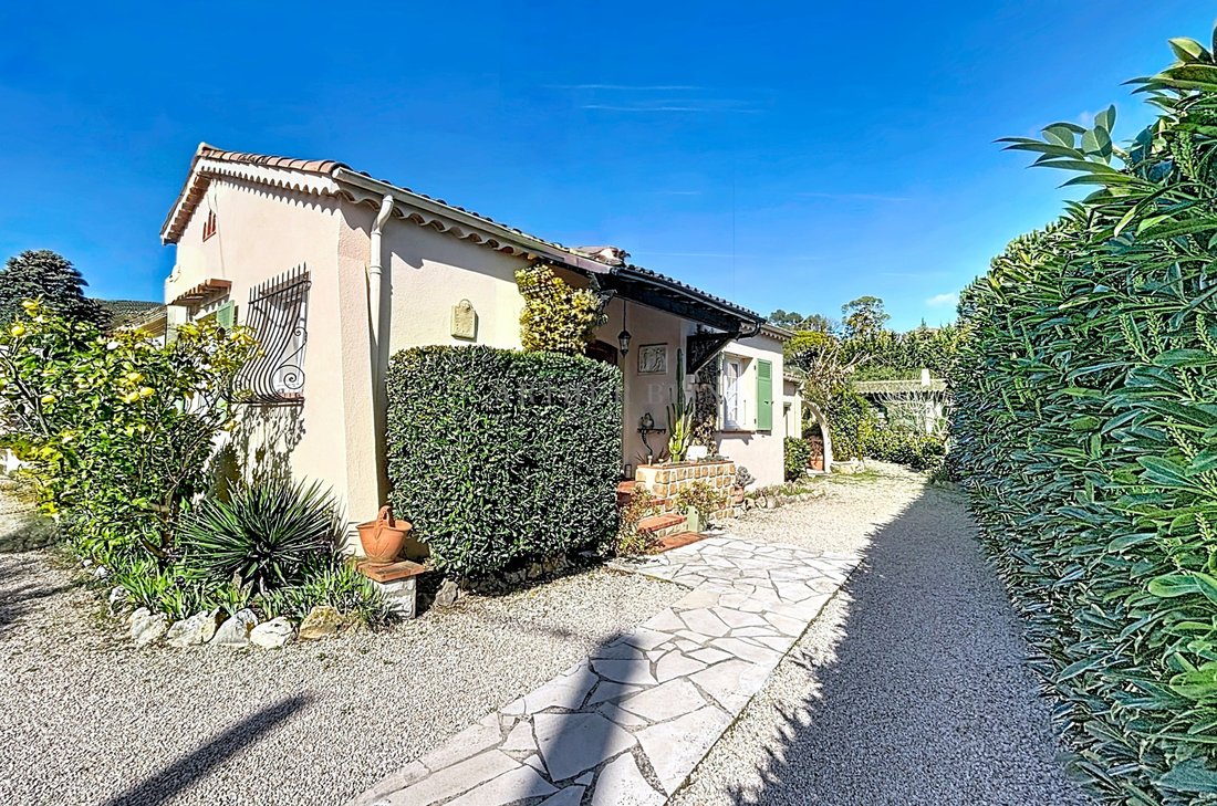 Villa in Mougins, Provence-Alpes-Côte d'Azur, France 5 - 17290083