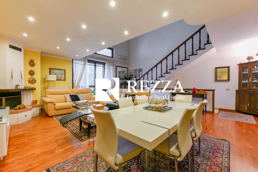 Villa in Buccinasco, Lombardy, Italy 2 - 17286523