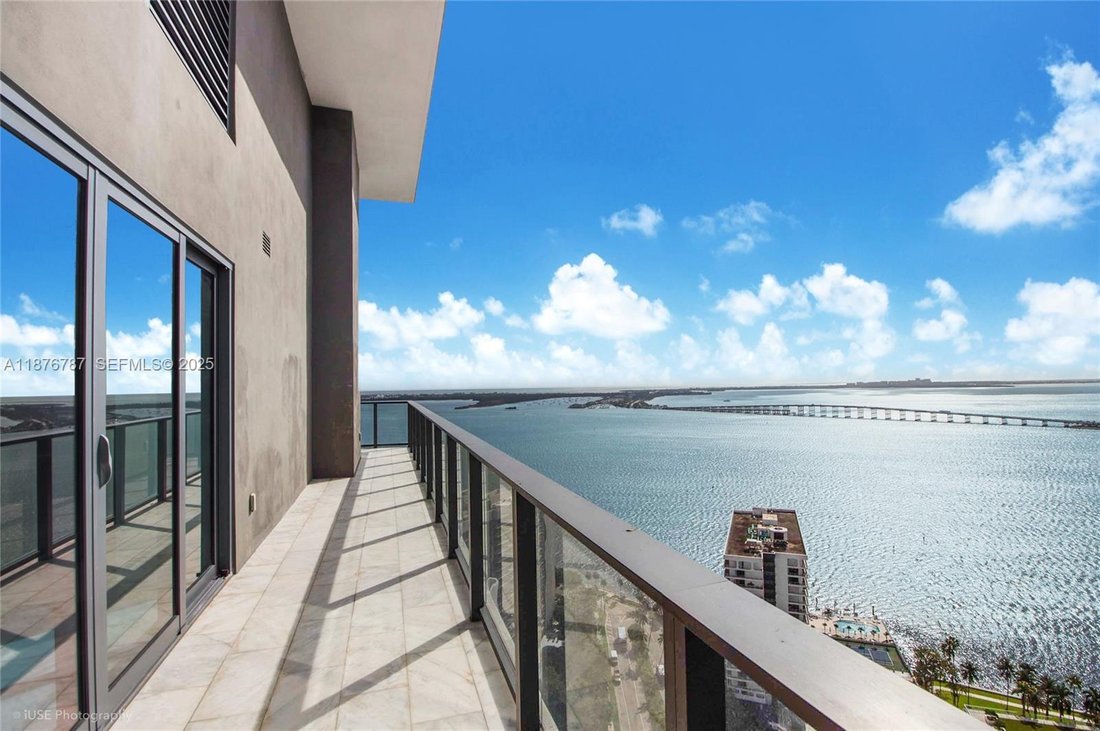 Condo in Miami, Florida, United States 4 - 16186899