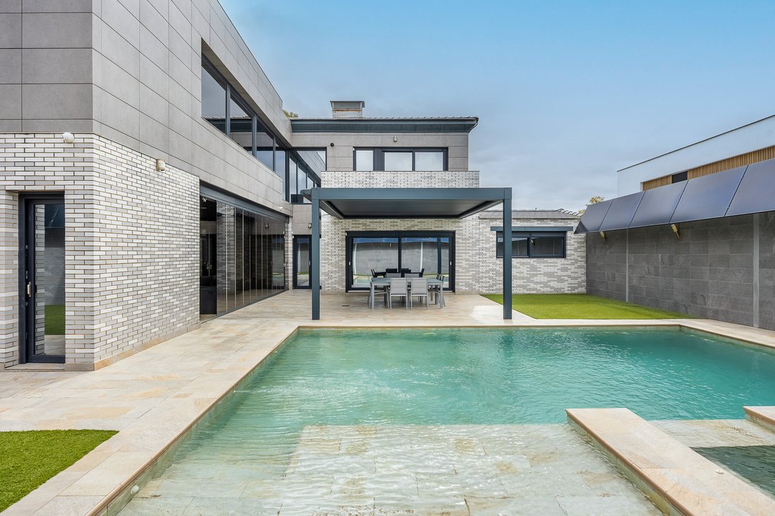 House in Montequinto, Dos Hermanas, Spain 2 - 17289575