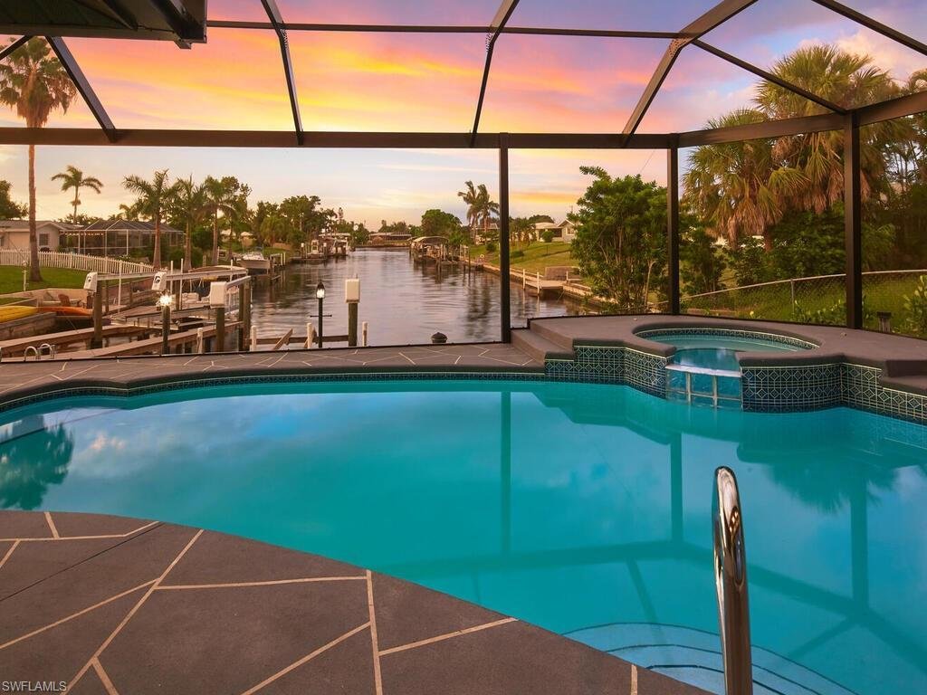 House in Cape Coral, Florida, United States 1 - 17142735