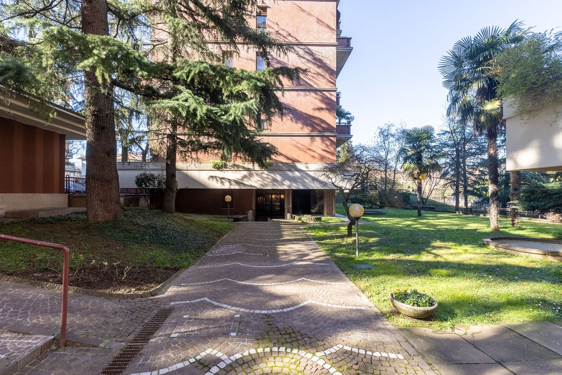 Apartment in Historic Center, Monza, Lombardy 3 - 17288477
