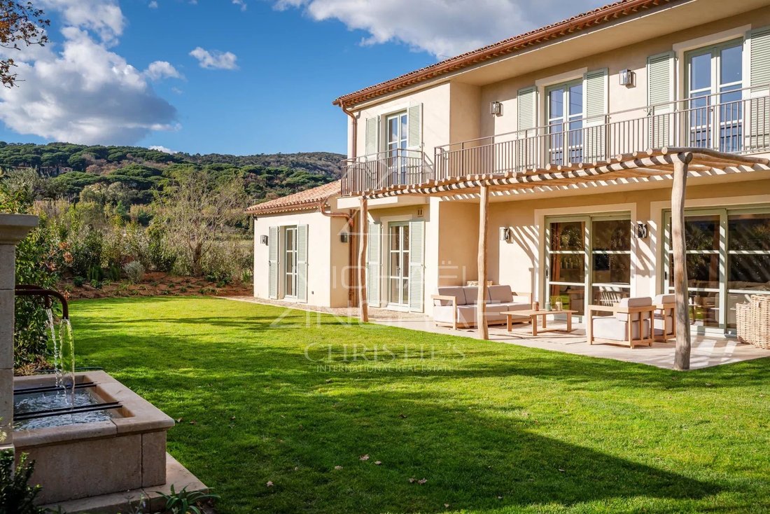 House in Ramatuelle, Provence-Alpes-Côte d'Azur, France 2 - 17287304