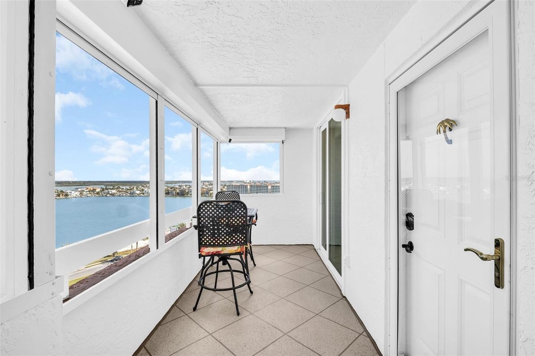 Condo in Madeira Beach, Florida, United States 3 - 17288615