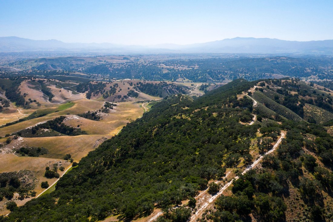 Farm Ranch in Buellton, California, United States 2 - 17288152