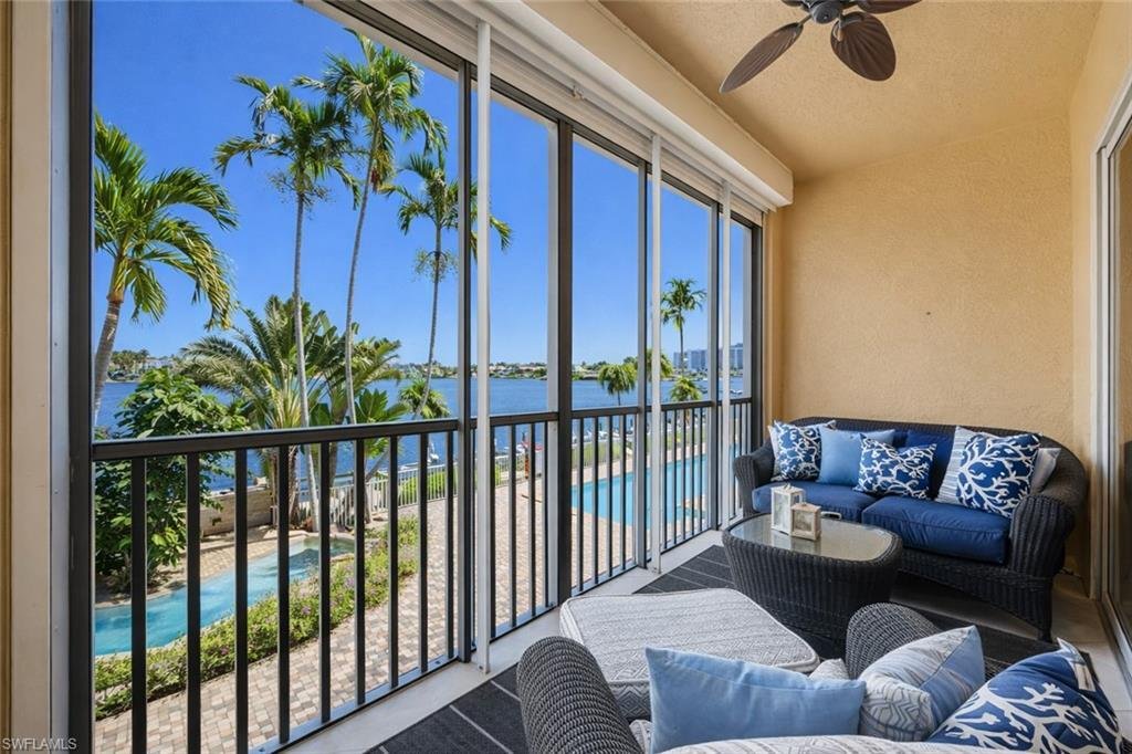 Condo in Naples, Florida, United States 2 - 16281398