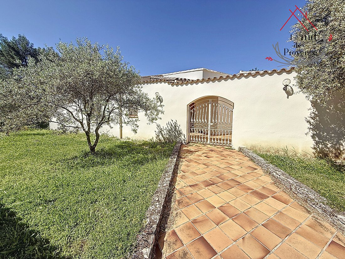 Villa in Secteur Sud, Pernes-les-Fontaines, France 5 - 17290000