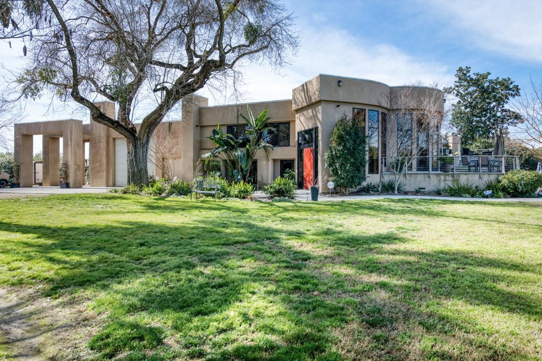 House in Reedley, California, United States 1 - 17004465