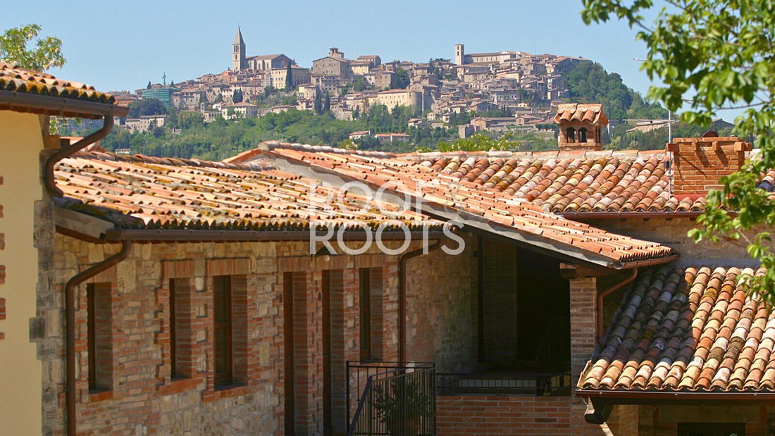 Villa in Todi, Umbria, Italy 1 - 17286082