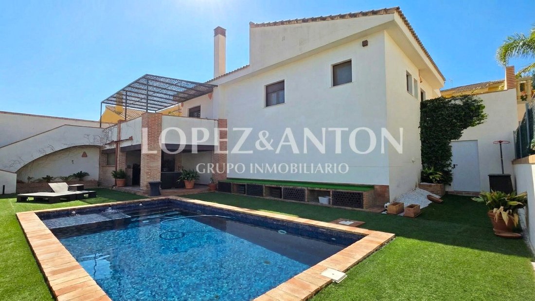 Chalet in San Antonio de Benageber, Valencian Community, Spain 4 - 17290659