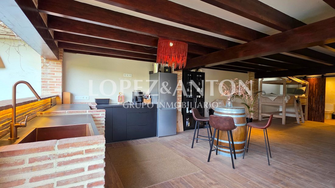 Chalet in San Antonio de Benageber, Valencian Community, Spain 3 - 17290659