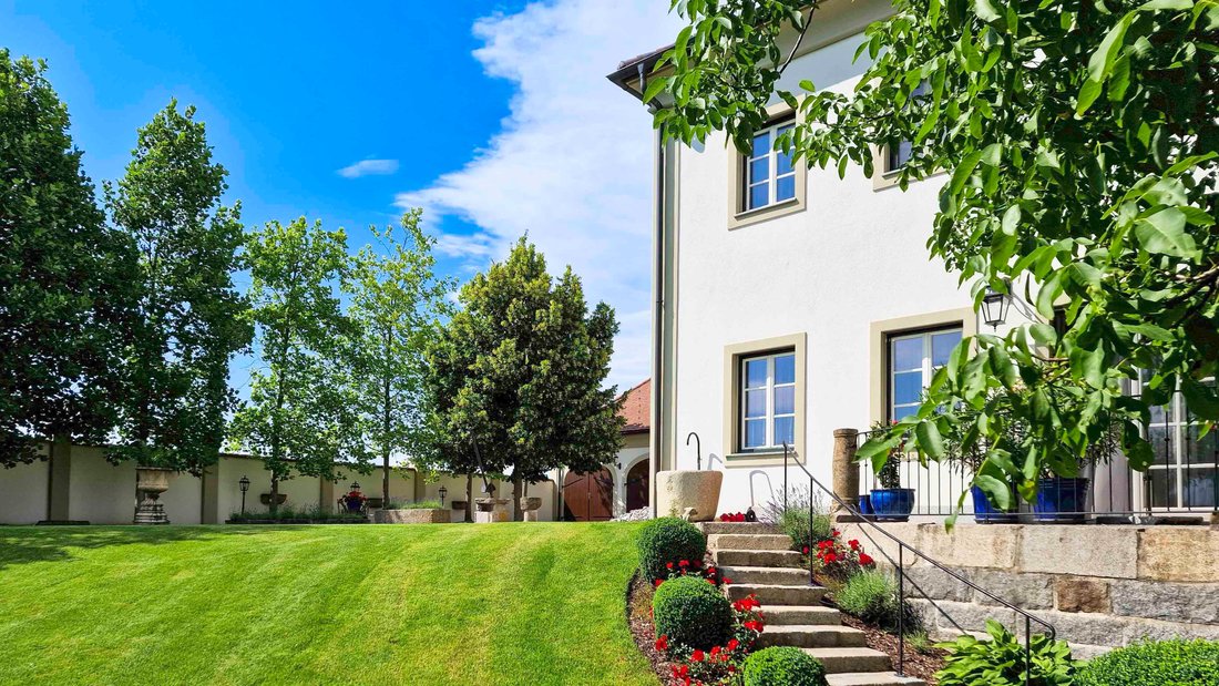Estate in Feldkirchen an der Donau, Upper Austria, Austria 2 - 16840775