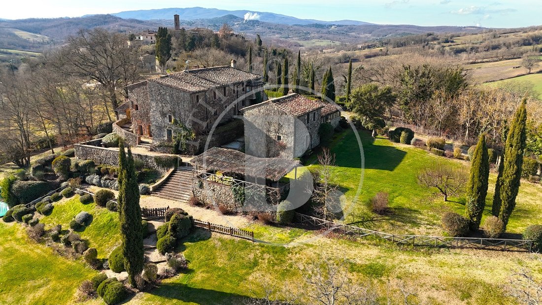 Villa in Chiusdino, Tuscany, Italy 3 - 17292082