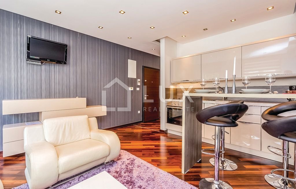 Apartment in Grad Crikvenica, Primorje-Gorski Kotar County, Croatia 5 - 17289442