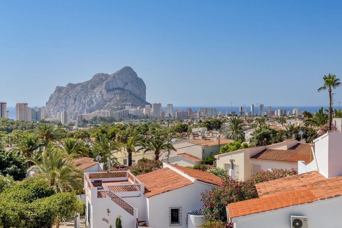 Chalet in Calp / Calpe, Valencian Community, Spain 1 - 17289121