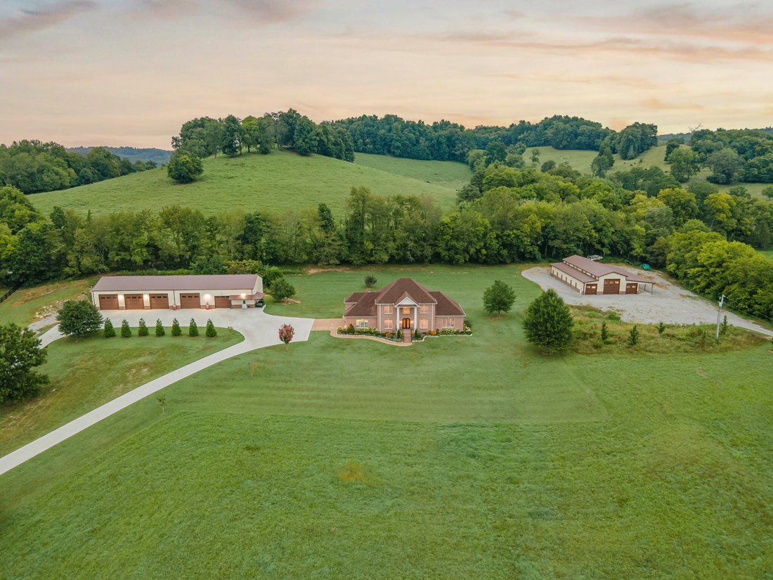 House in Cornersville, Tennessee, United States 1 - 17289502