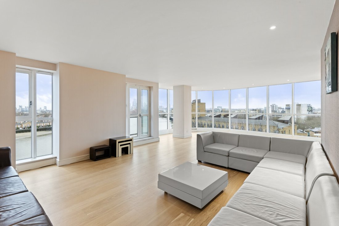 Apartment in Canary Wharf, Tower Hamlets, England 3 - 17289463