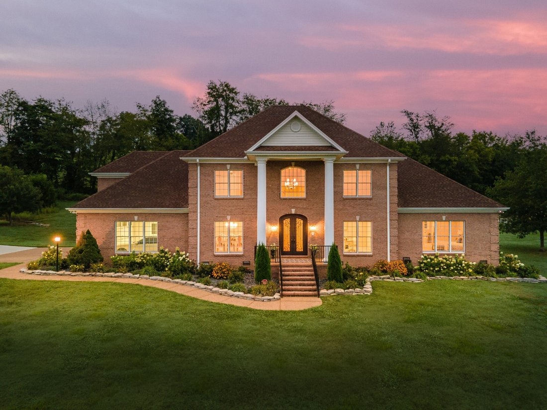 House in Cornersville, Tennessee, United States 2 - 17289502