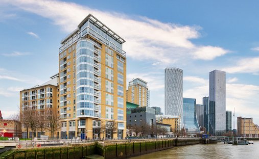 House in Canary Wharf, Tower Hamlets, England 1