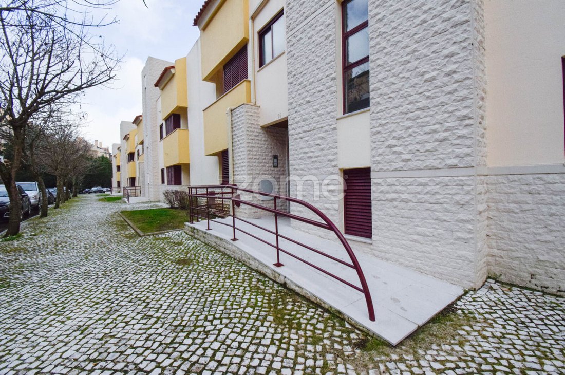 Apartment in Belas, Lisbon, Portugal 4 - 17290428