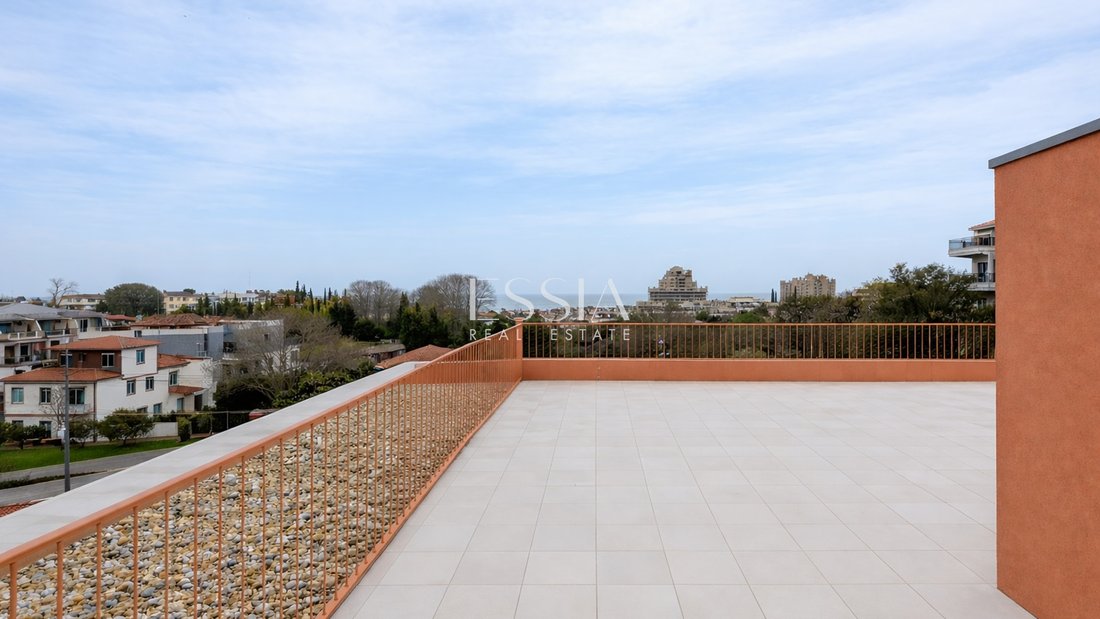 Apartment in Aldoar, Foz do Douro e Nevogilde, Porto District, Portugal 1 - 17290087