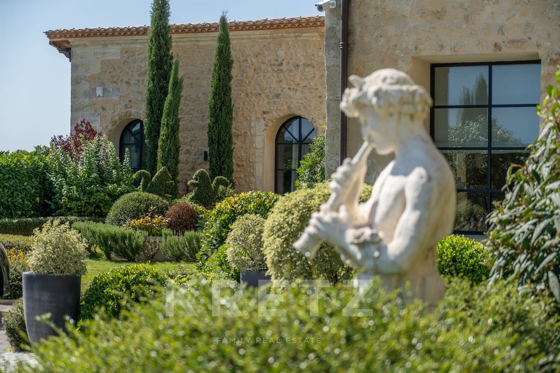 Villa in Hôtel de Ville-Quinconce-Saint Seurin-Fondaudège, Bordeaux, France 2 - 17291455