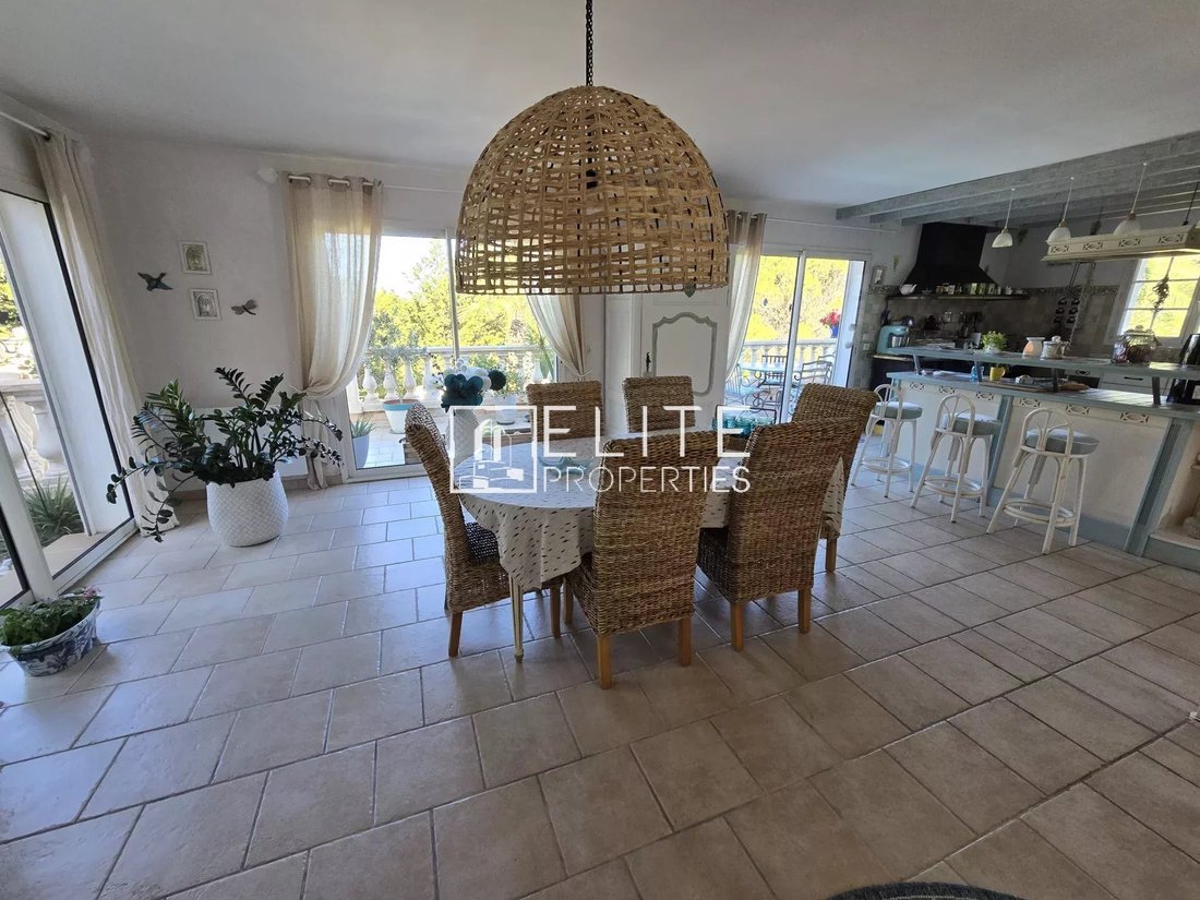 House in Les Adrets-de-l'Estérel, Provence-Alpes-Côte d'Azur, France 4 - 17290048