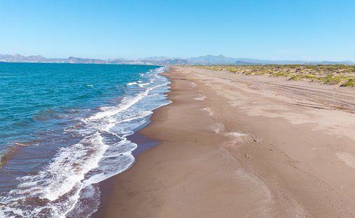 Land in La Paz, Baja California Sur, Mexiko 1