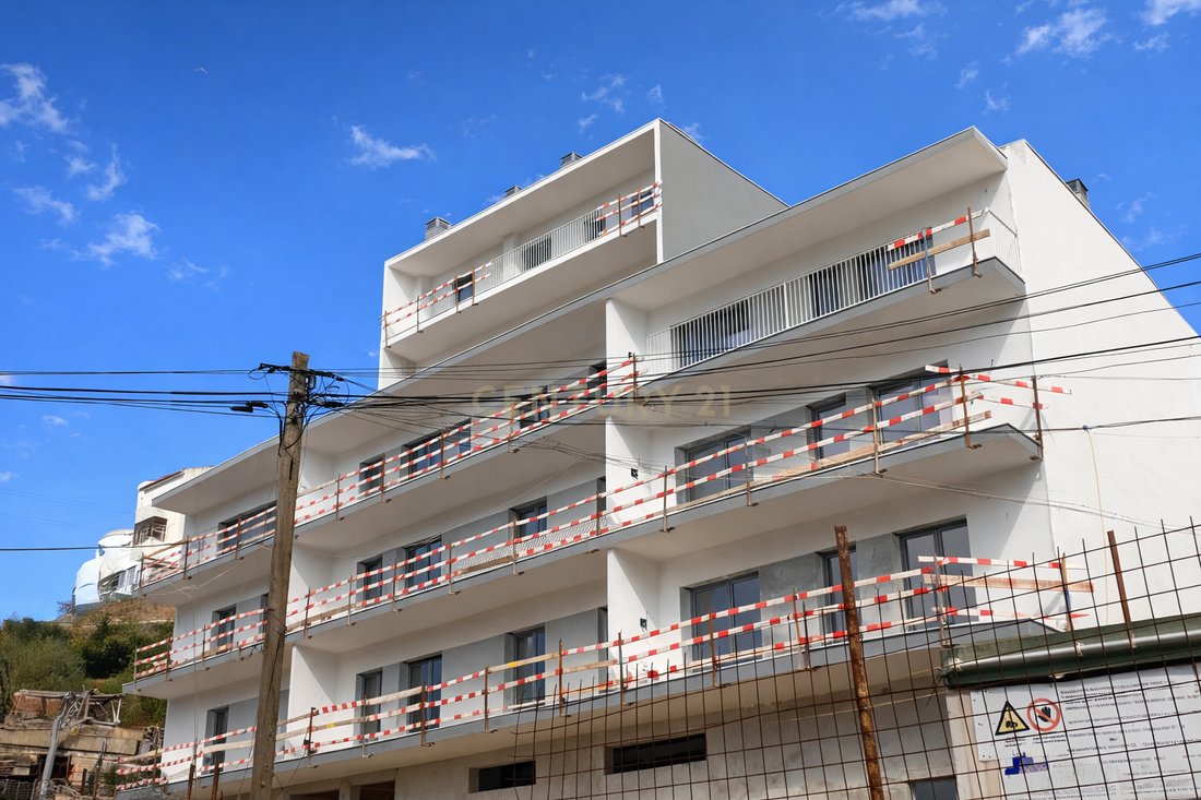 Apartment in Ramada e Canecas, Lisbon, Portugal 3 - 17289438