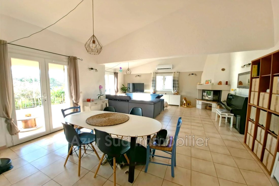 Villa in Saint-Cézaire-sur-Siagne, Provence-Alpes-Côte d'Azur, France 4 - 17292072