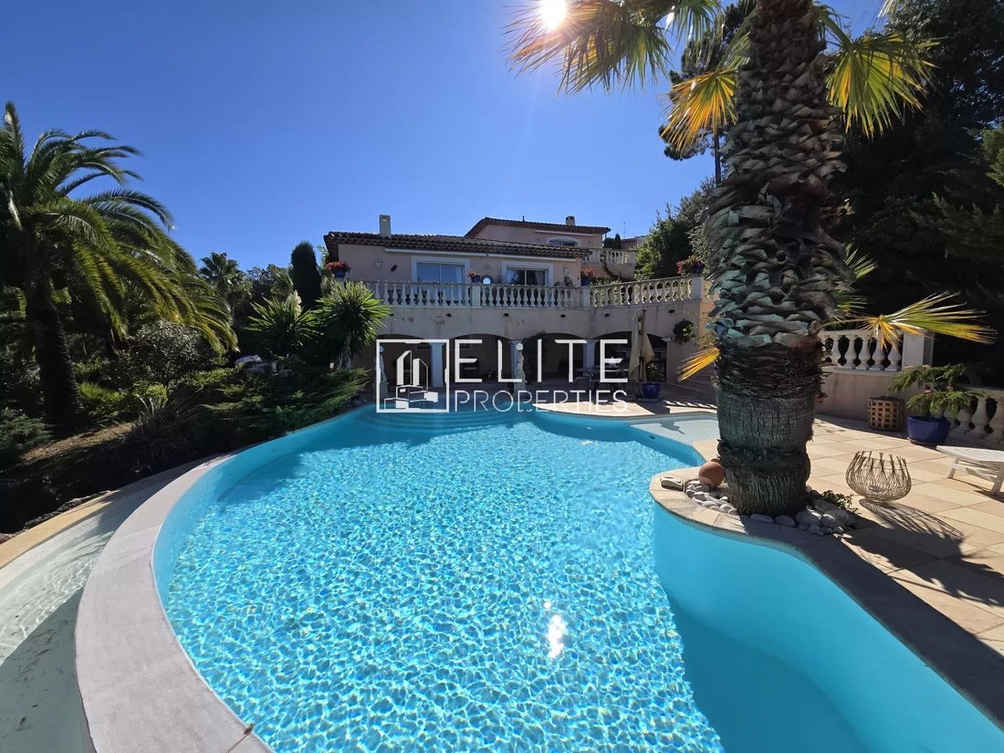 House in Les Adrets-de-l'Estérel, Provence-Alpes-Côte d'Azur, France 1 - 17290048