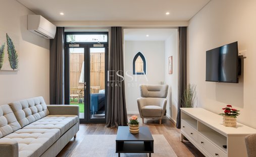 Apartment in Cedofeita, Santo Ildefonso, Se, Miragaia, Sao Nicolau e Vitoria, Porto District, Portugal 1