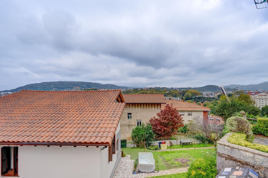 Apartment in Mendebaldea, Donostia-San Sebastian, Spain 4 - 17291322