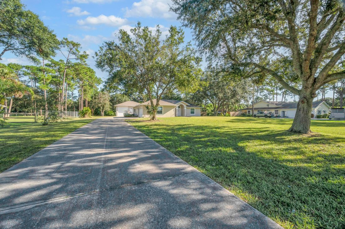 House in Fort Pierce, Florida, United States 2 - 17175714