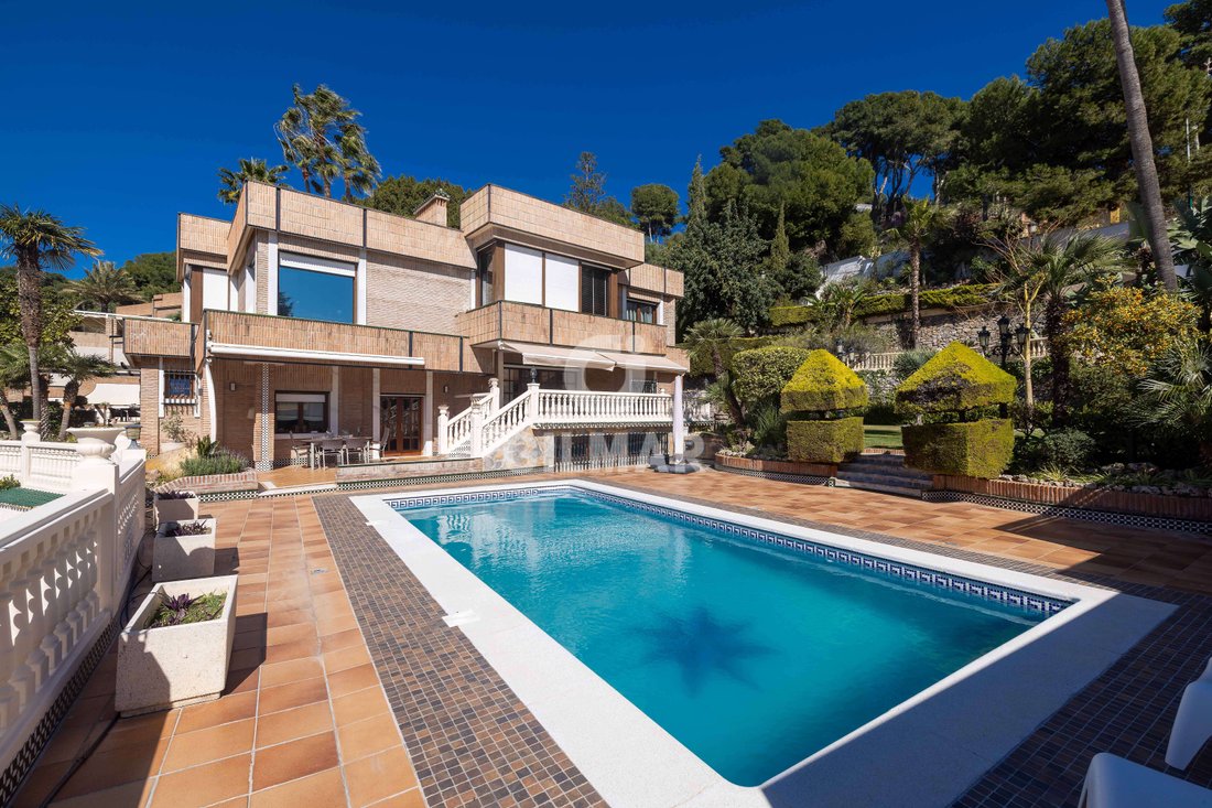 Villa in Este, Malaga, Spain 1 - 17290142
