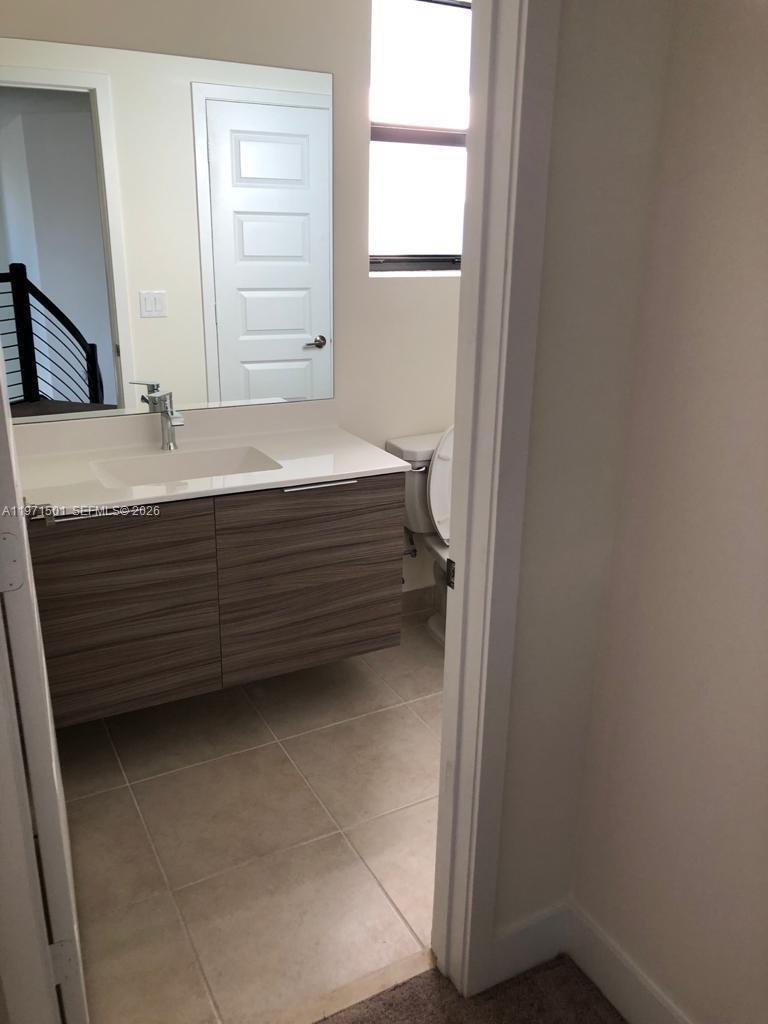 House in Hialeah, Florida, United States 2 - 17291176