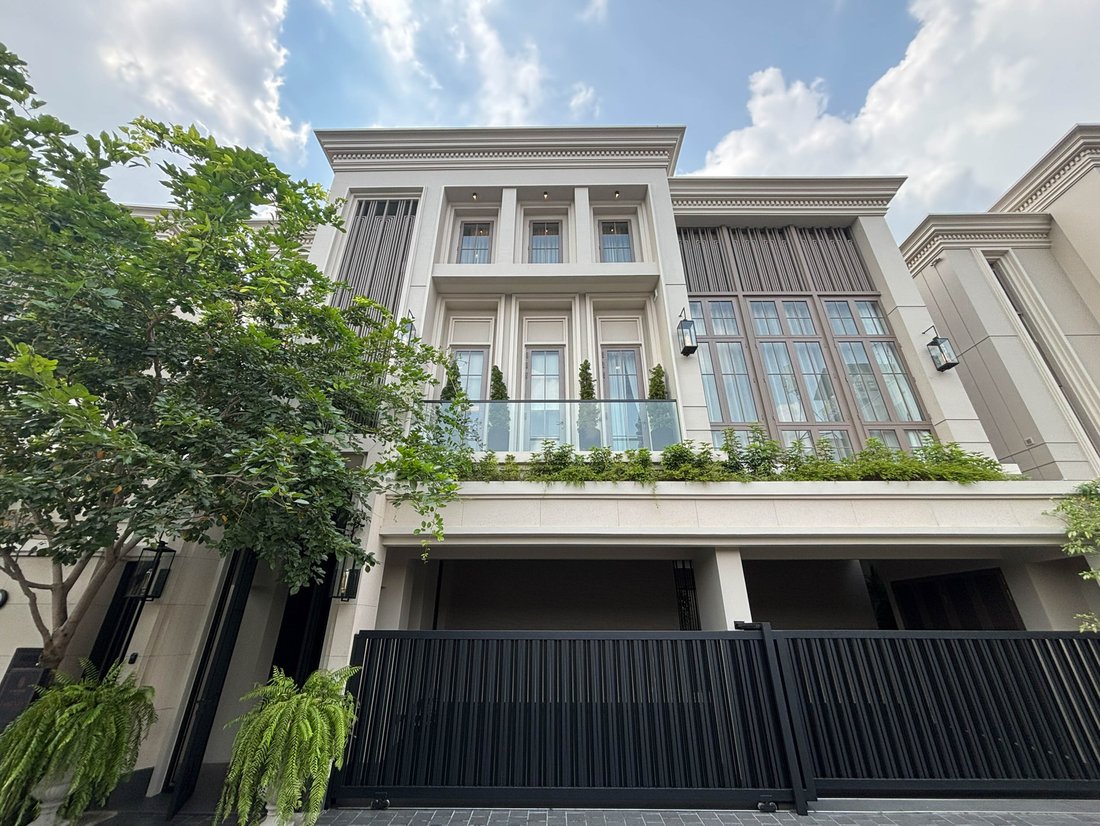 House in Chong Nonsi, Krung Thep Maha Nakhon, Thailand 1 - 17290941